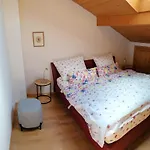 Apartman Sam *